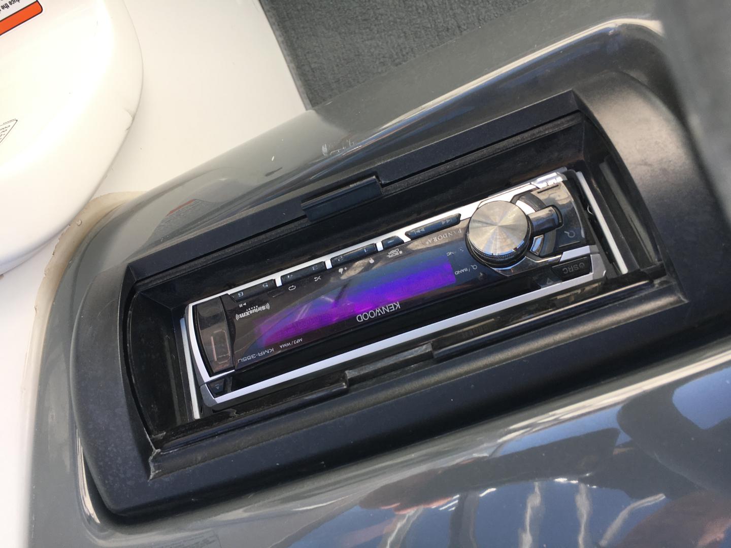 ./imagenes/INVOICE/2019/12352/LANCHA YAMAHA AR210 (31).JPG